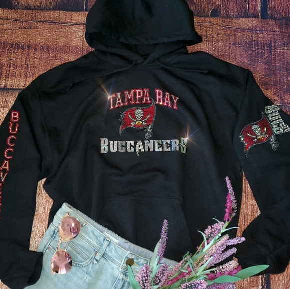 New Womens Tampa Bay Buccaneers Rhinestone Hoodie - Picture 3 of 7